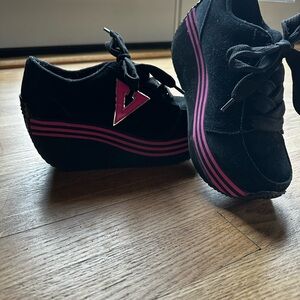 CLOSET CLOSING!! Volatile platform sneakers